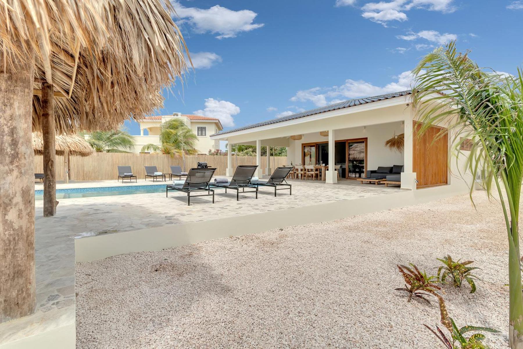 Casa Madera With Large Garden And Private Pool Villa Kralendijk  Bagian luar foto