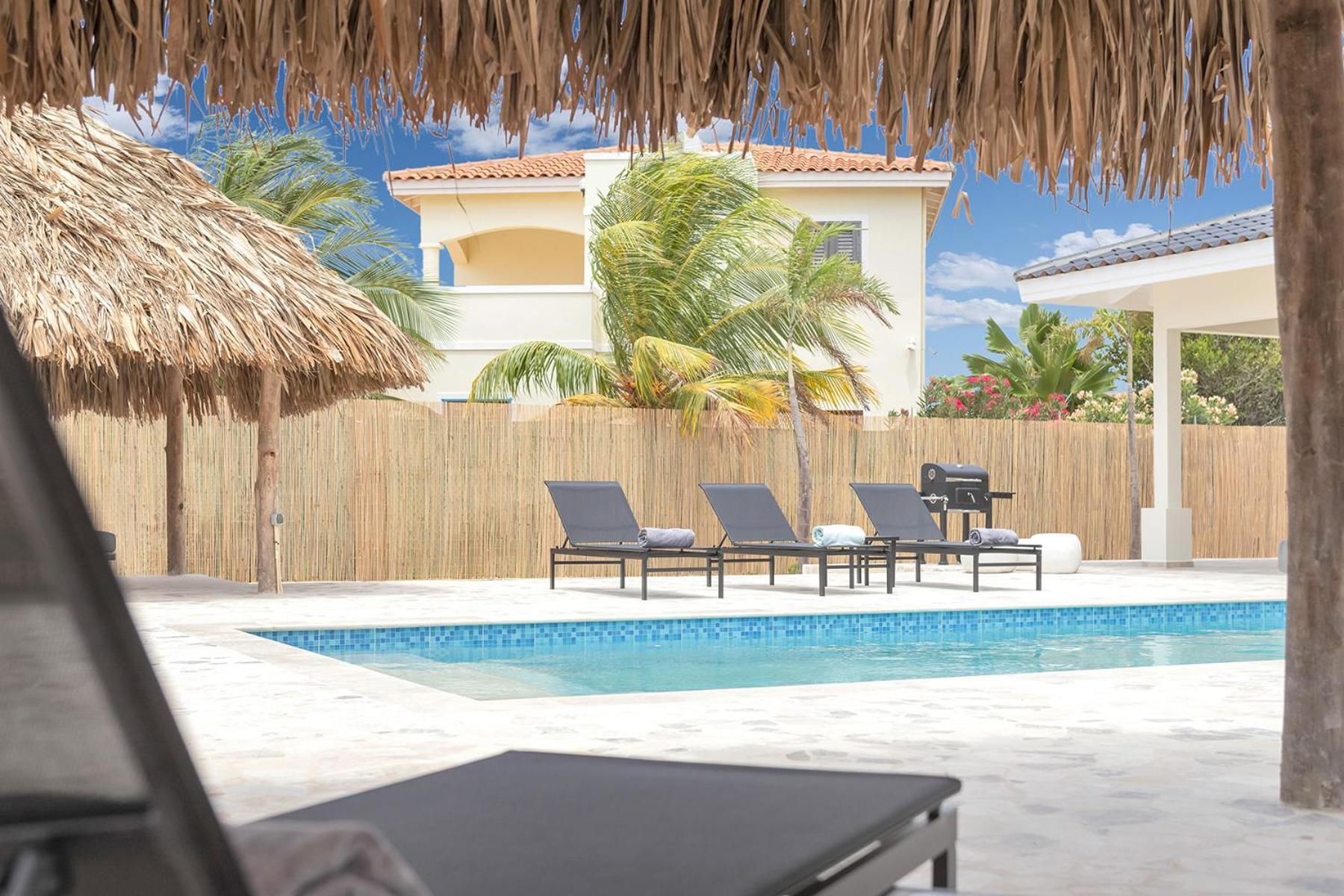 Casa Madera With Large Garden And Private Pool Villa Kralendijk  Bagian luar foto